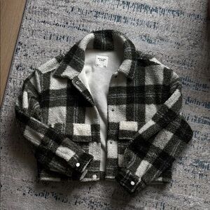 Abercrombie & Fitch Sherpa Plaid Jacket - Green and White